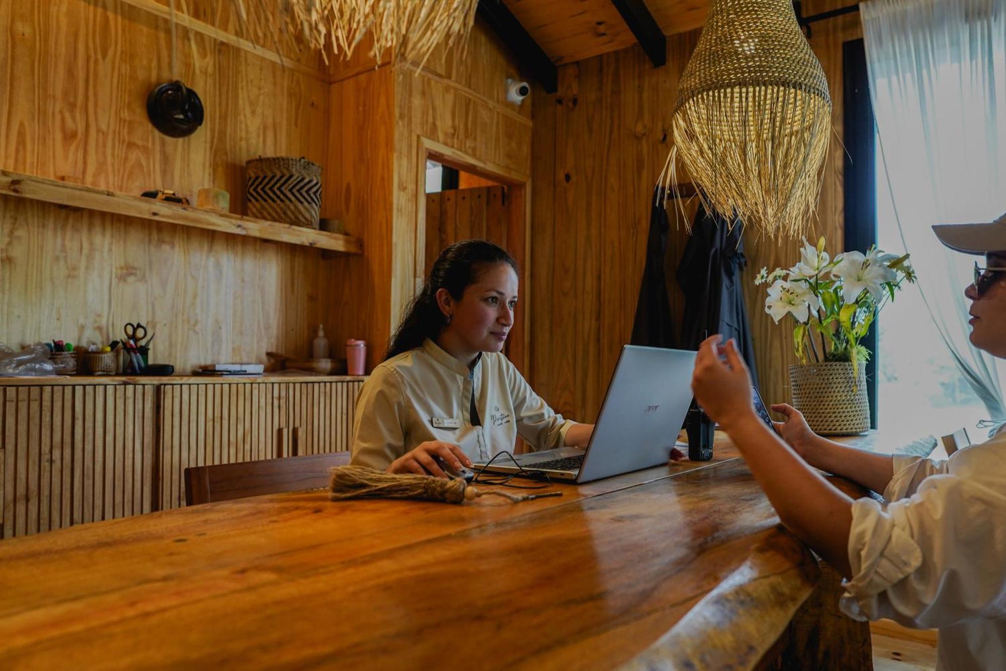 Reserva Natural Iguazu - Pristine Luxury Camp Puerto Libertad Eksteriør bilde